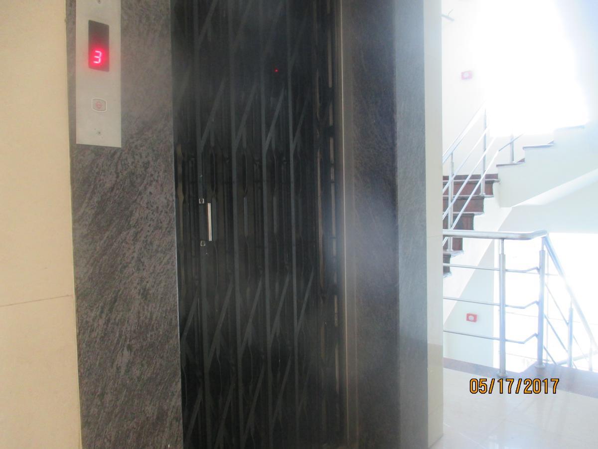 Sri Sai Ganesh Lodge Hyderabad Exterior photo