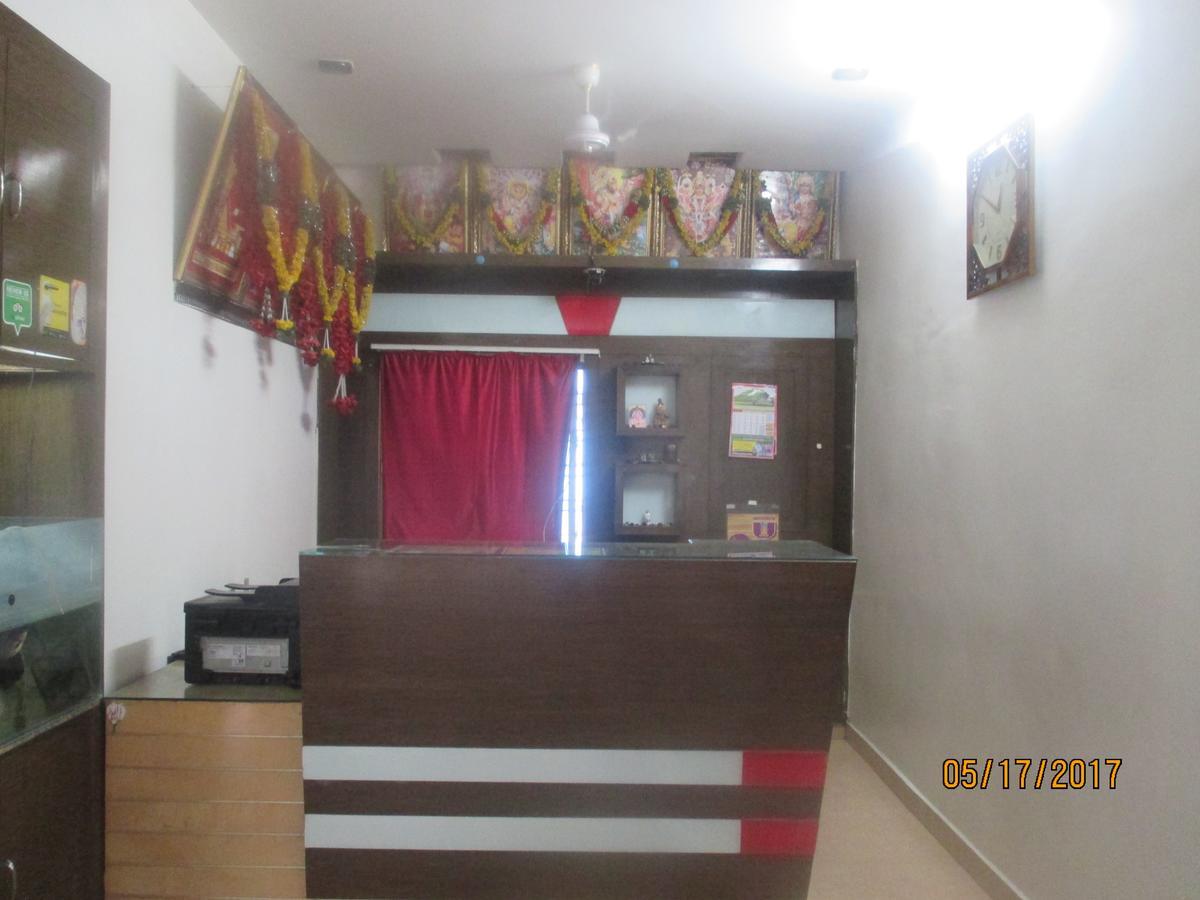 Sri Sai Ganesh Lodge Hyderabad Exterior photo